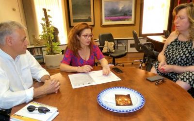 La diputada provincial de Asuntos Sociales se reúne con representantes de AMIAB y AFA Tobarra