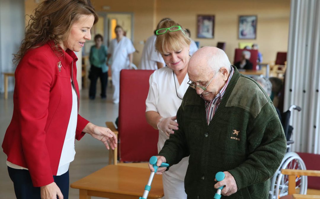 La Junta pone en marcha dos nuevas prestaciones de Dependencia para mayores y personas con discapacidad